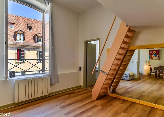 Bel Hypercentre De *