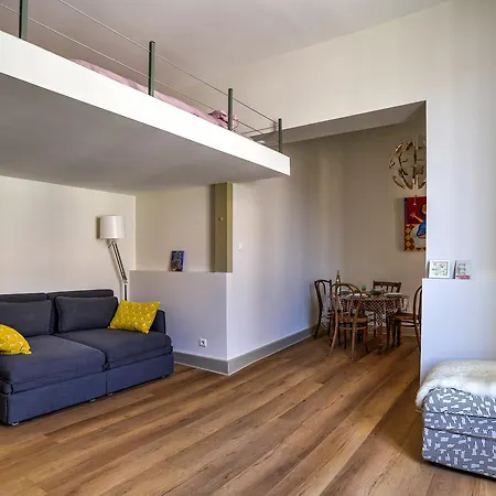 Bel Hypercentre De *